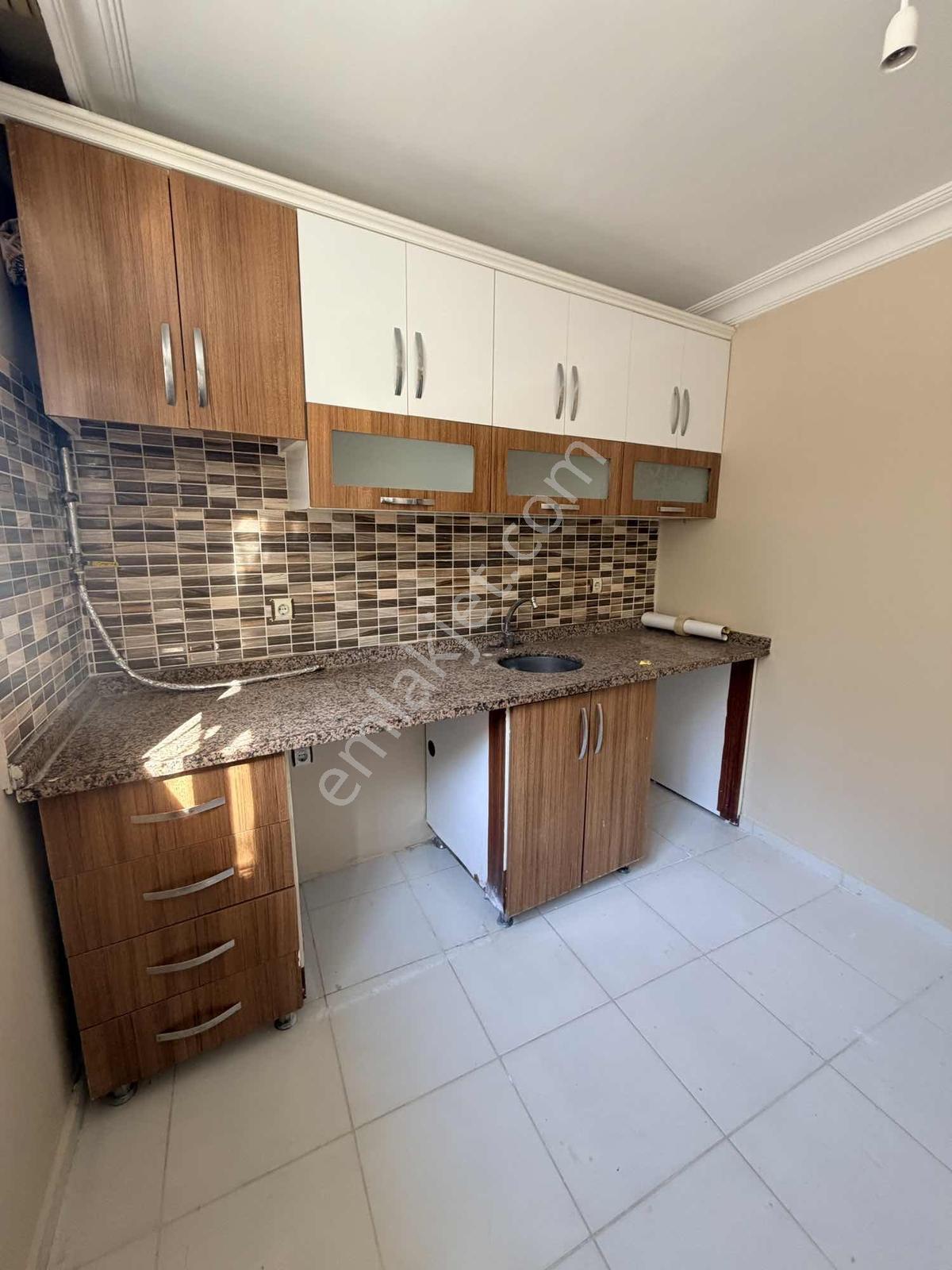 Familya Emlaktan Devlet Hastanesi Yanı 2+1 Bahçeli 75 M2 Daire — fotoğraf 21