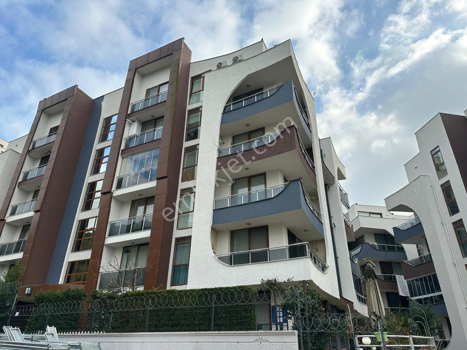 Cb-Mark'Tan Jasmıne Country'De Satılık 2+1 Çatı Dubleks Daire