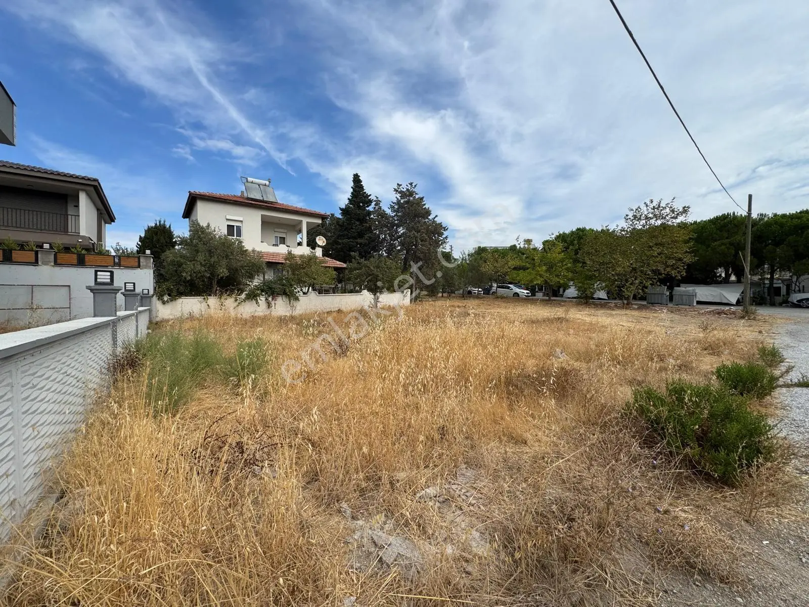 Seferihisar'da Denize Yakın Villa İmarlı Arsa — fotoğraf 2