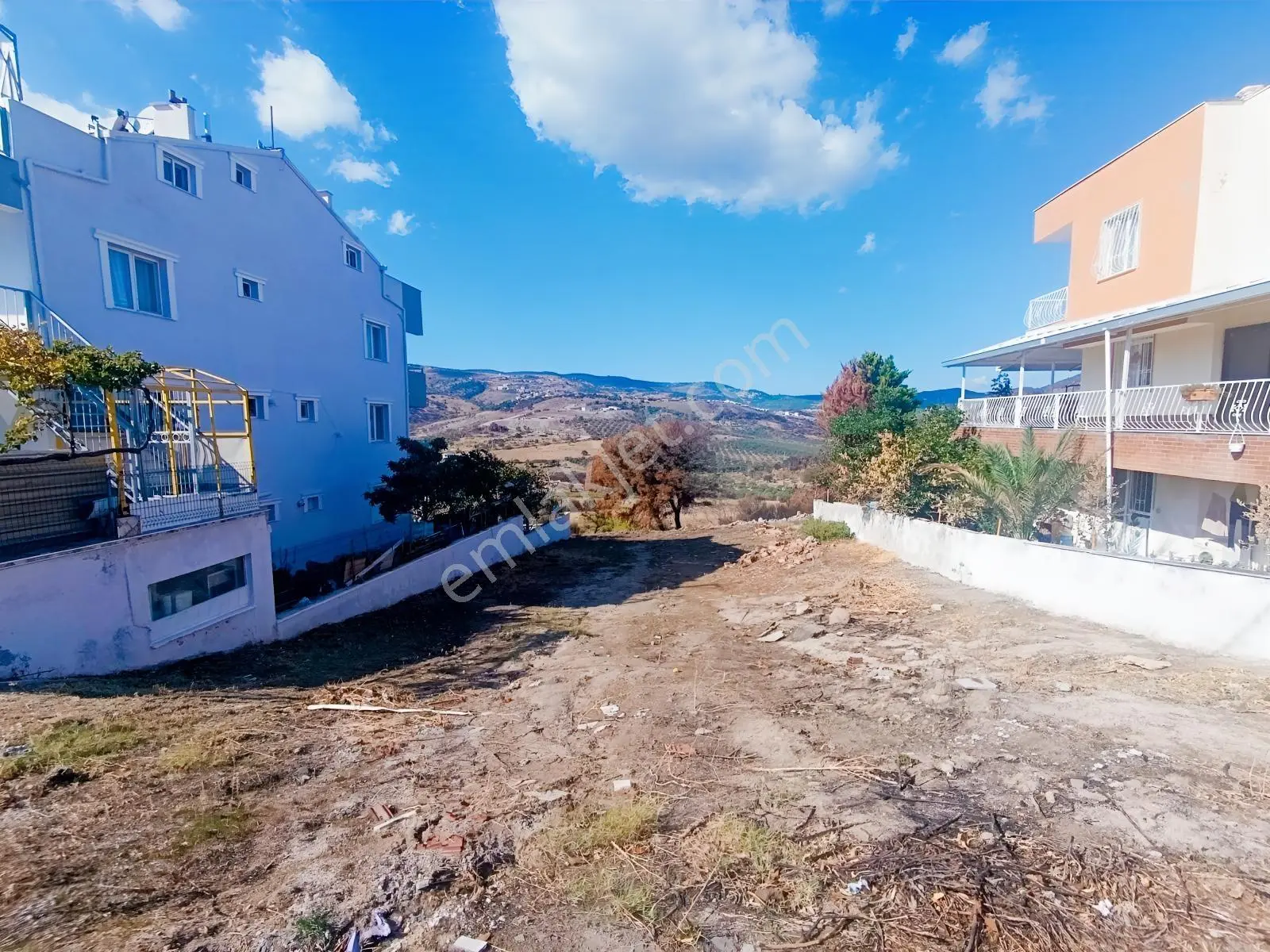 Çandarlı Merkezde 403 M2 15/30 Villa İmarlı Arsa — fotoğraf 5
