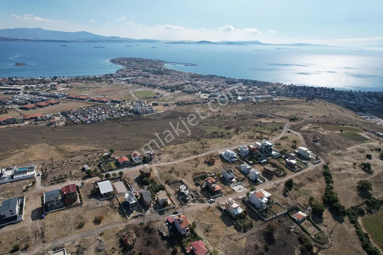 Çandarlı Merkezde 403 M2 15/30 Villa İmarlı Arsa — fotoğraf 16