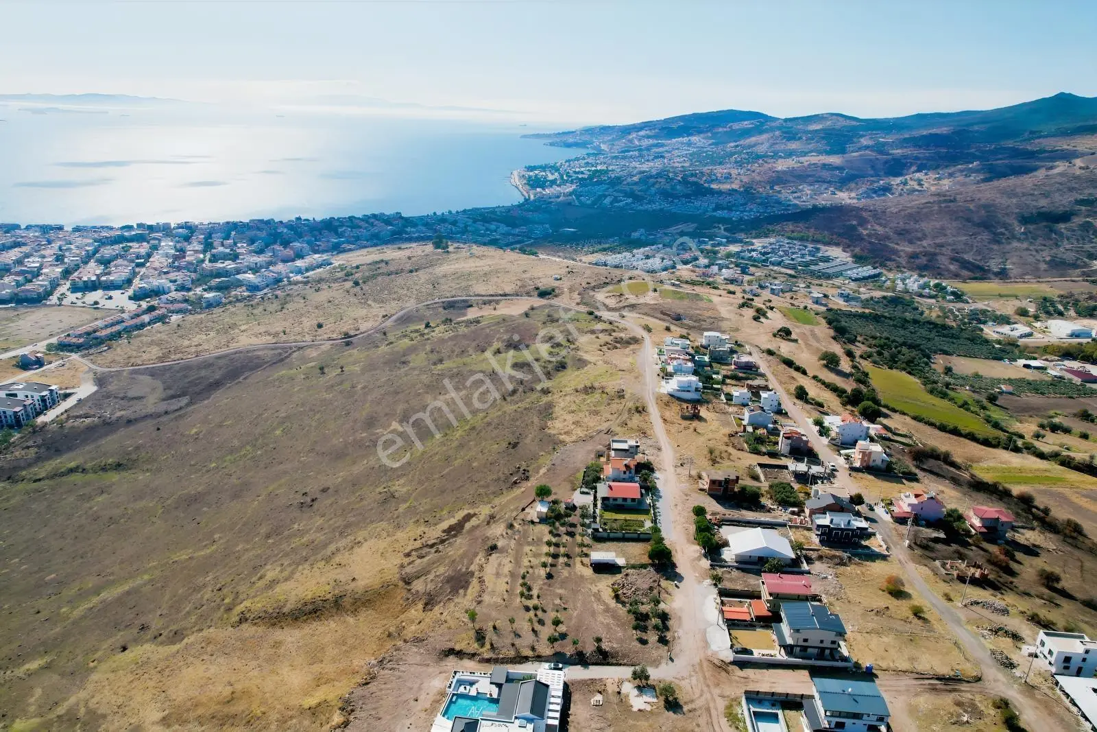 Çandarlı Merkezde 403 M2 15/30 Villa İmarlı Arsa — fotoğraf 23