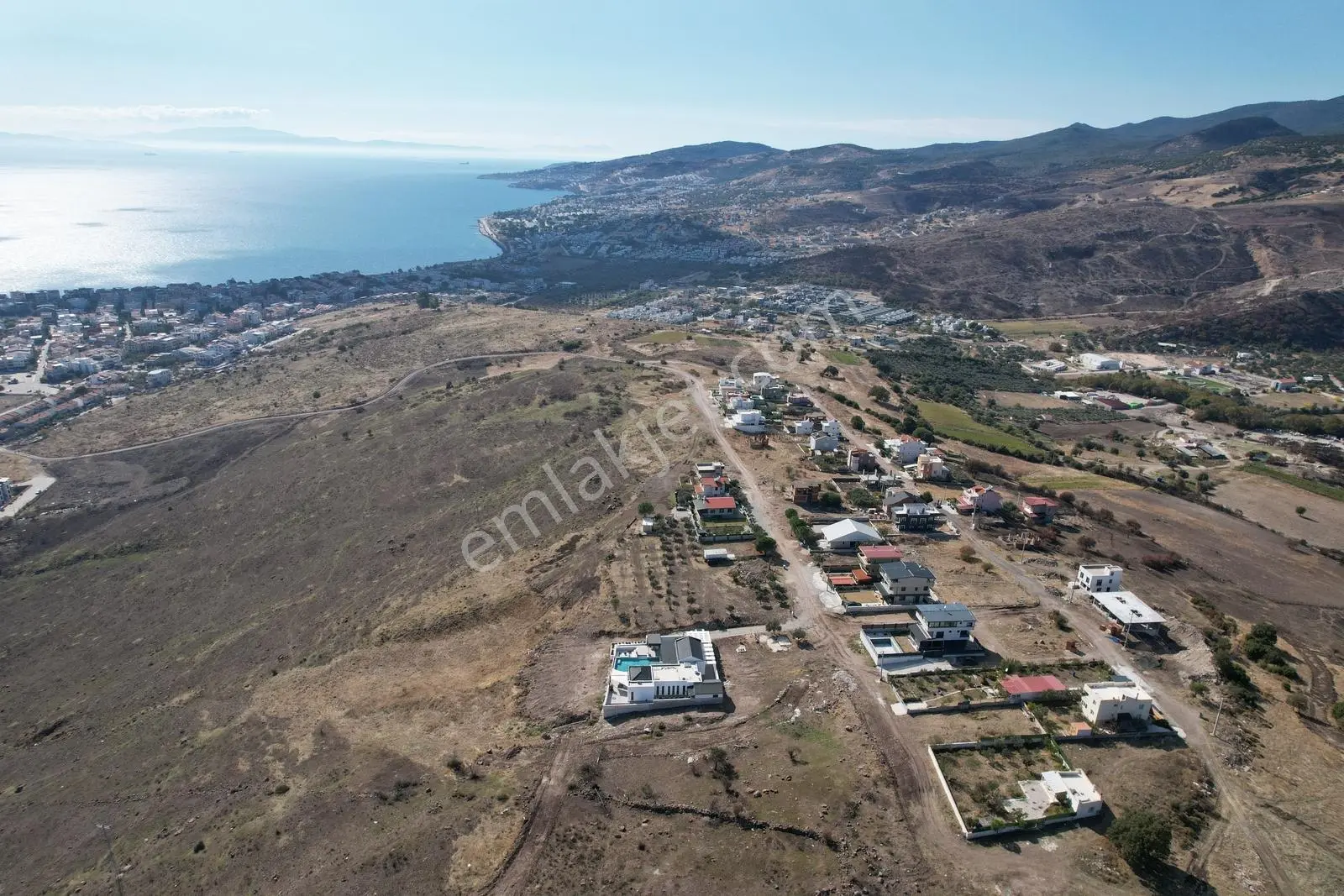 Çandarlı Merkezde 403 M2 15/30 Villa İmarlı Arsa — fotoğraf 25