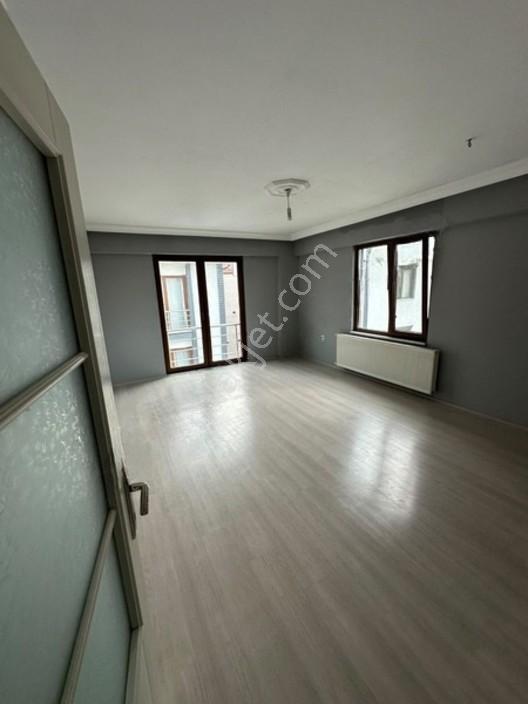 Eminevime Uygun Merkezi Konumda Ön Cephe Kombi Ankastre 3+1 — fotoğraf 3