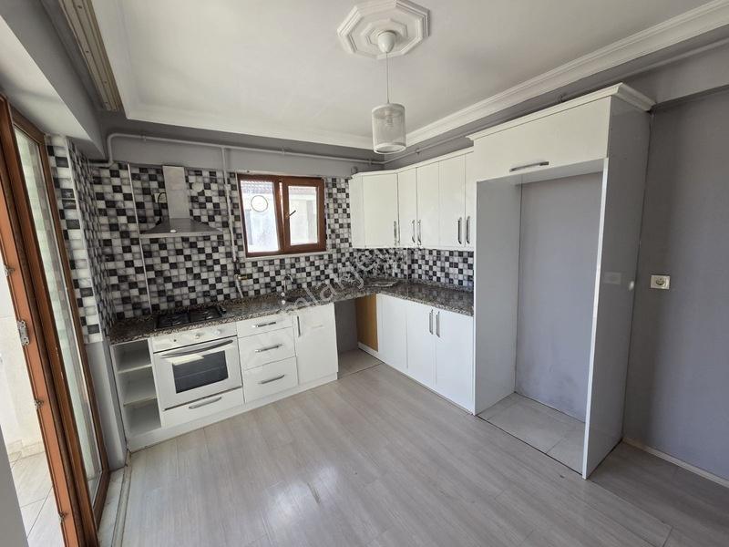 Eminevime Uygun Merkezi Konumda Ön Cephe Kombi Ankastre 3+1 — fotoğraf 14