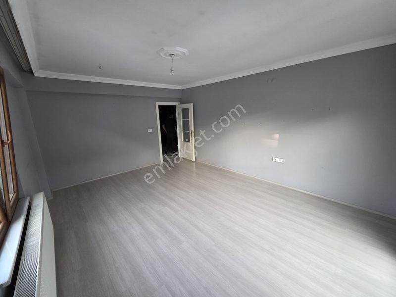 Eminevime Uygun Merkezi Konumda Ön Cephe Kombi Ankastre 3+1 — fotoğraf 19
