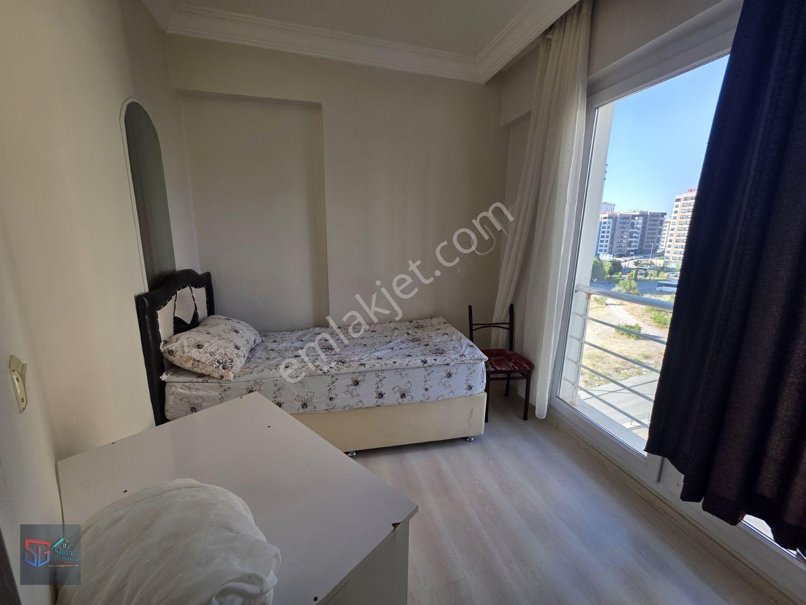 Talas Mevlanada Eşyalı Satılık Daire — fotoğraf 4
