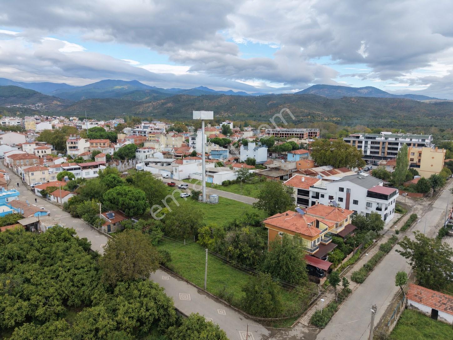 Mera Emlaktan Zeytinli Mevki 2 Villa Veya 4 Adet 1+1 368m2 Arsa — fotoğraf 2
