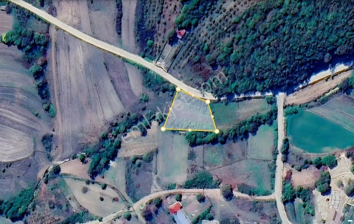 İzmit Derince Terziler Yola Cephe 1462M2 Satılık Tarla