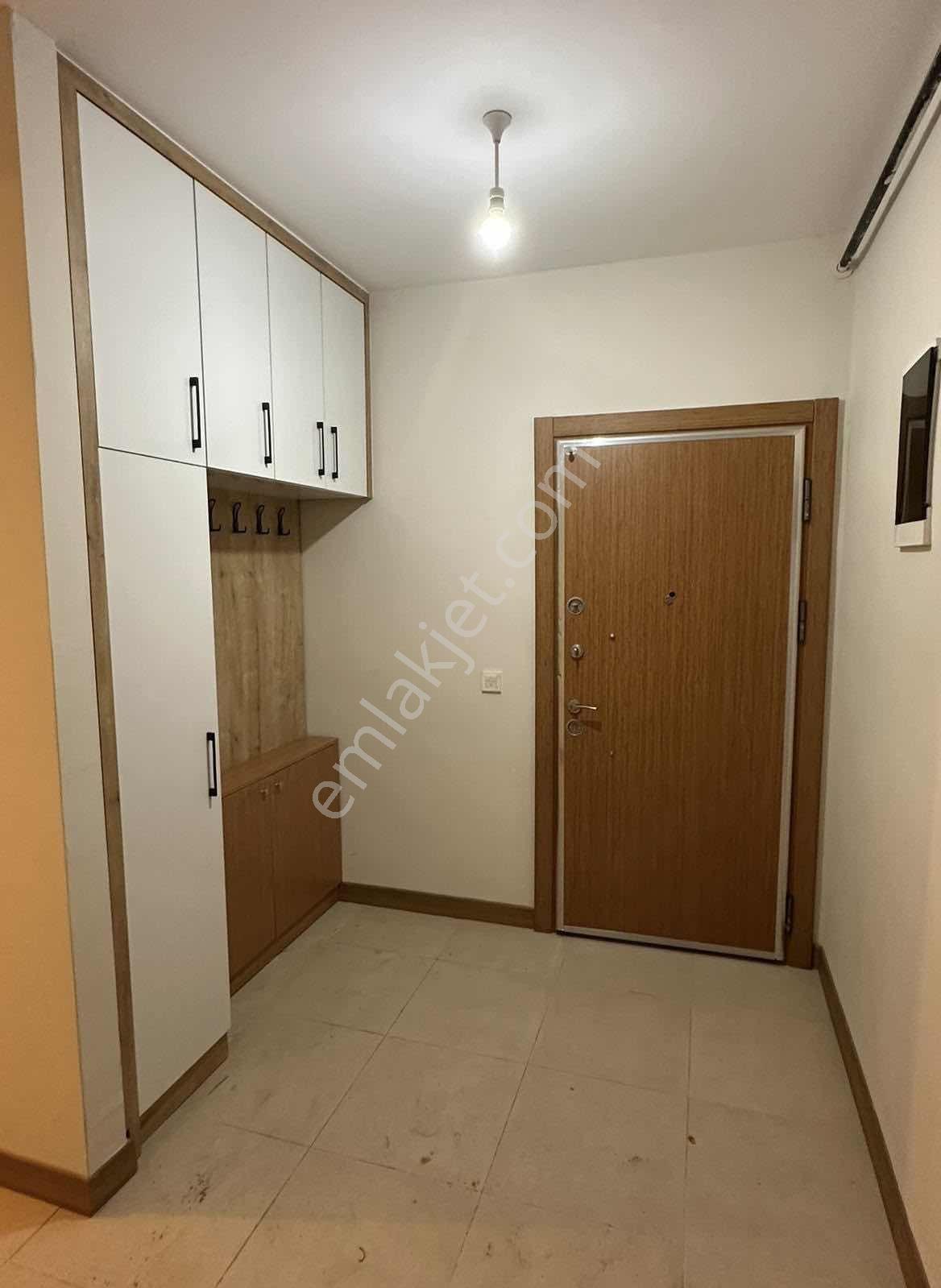 Kayaköy Toki Ga Blokta Arakat Geniş Daire — fotoğraf 16