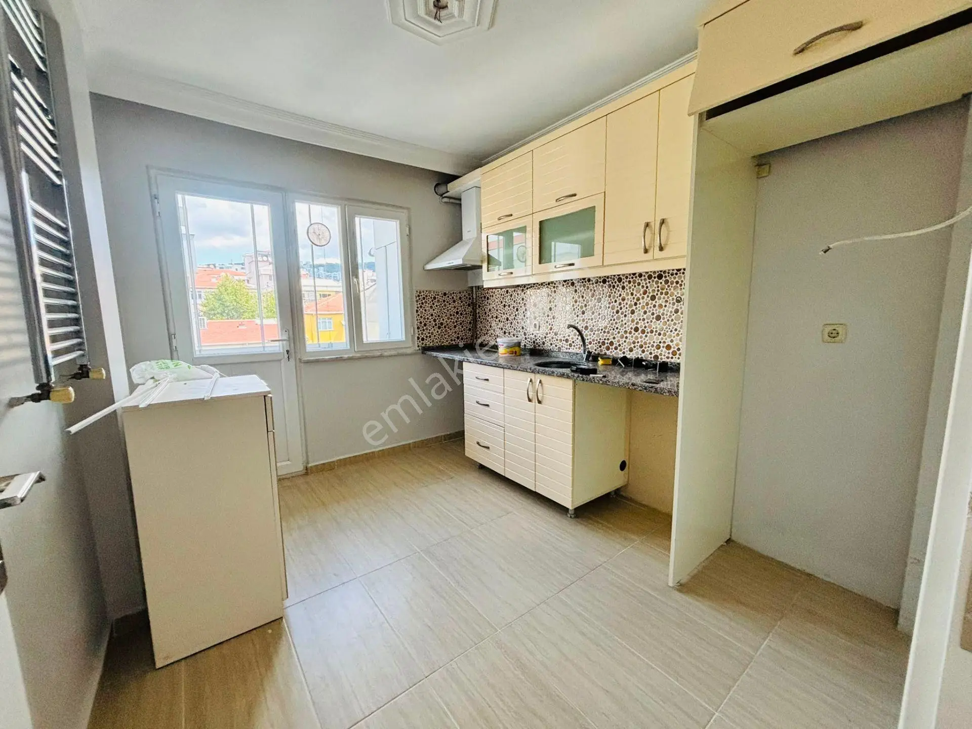 Mertcan'dan Oturuma Hazır Deniz Manzaralı 3+1_120m2 İskanlı — fotoğraf 7