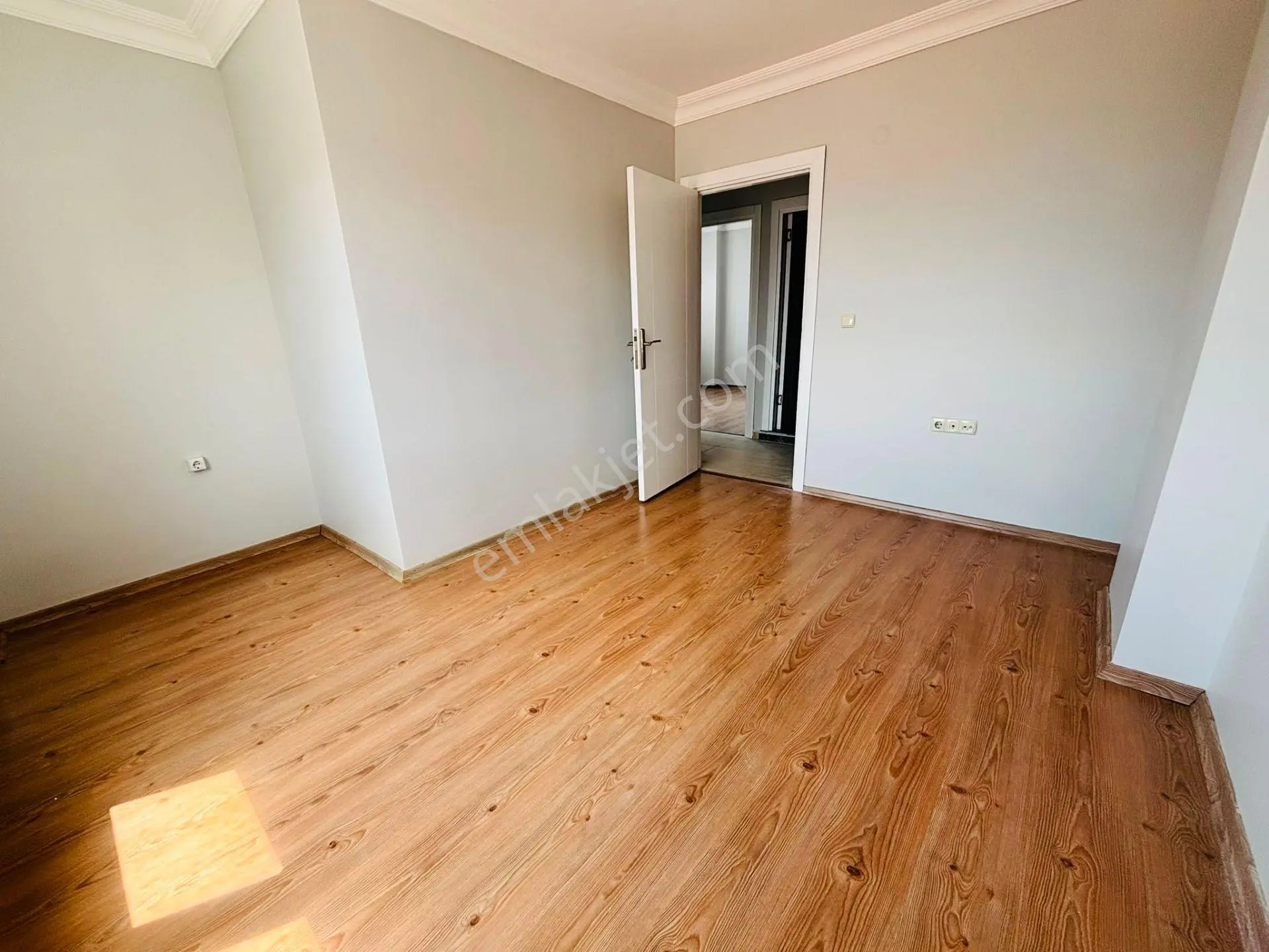 Mertcan'dan Oturuma Hazır Deniz Manzaralı 3+1_120m2 İskanlı — fotoğraf 22