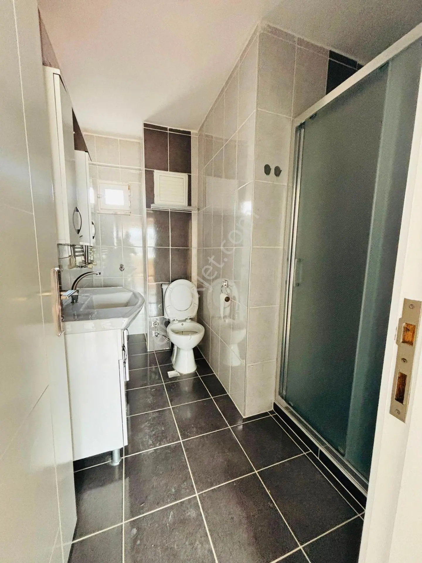 Mertcan'dan Oturuma Hazır Deniz Manzaralı 3+1_120m2 İskanlı — fotoğraf 25