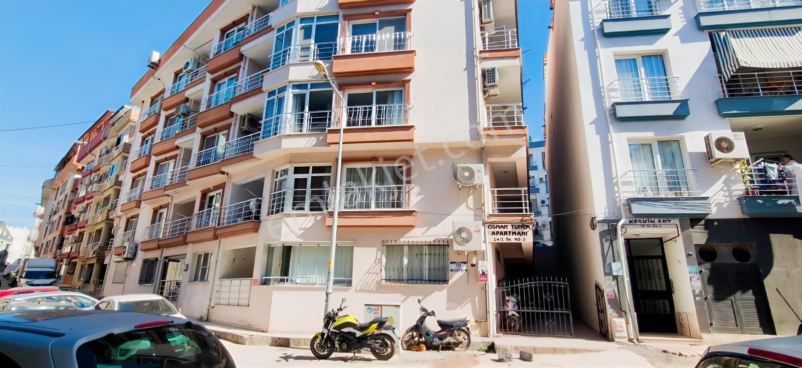 İzmir Dikili Gazipaşa Mahallesin'Desatılık Kapalı Mutfaklı Daire