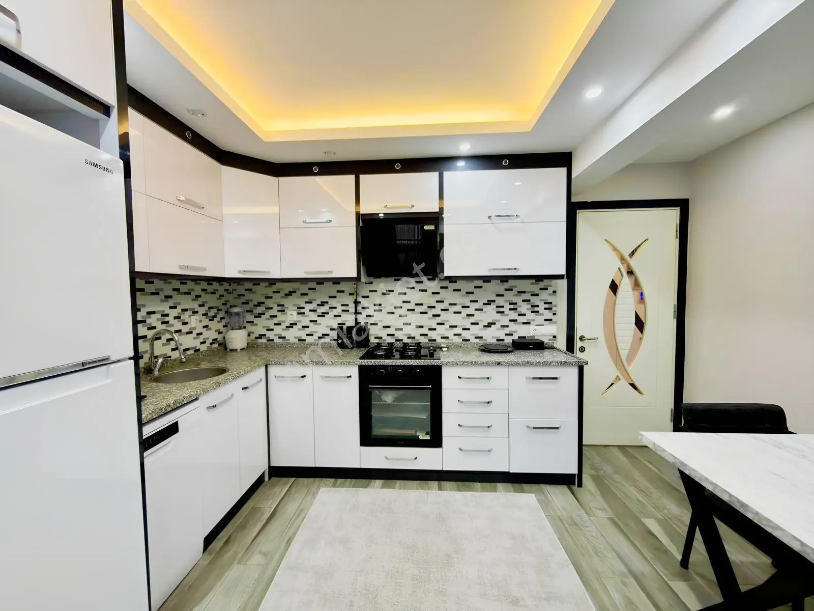 Max Prıme | Şemikler'de 3+1 / 130 M² Özel Dizayn Fırsat Daire — fotoğraf 6