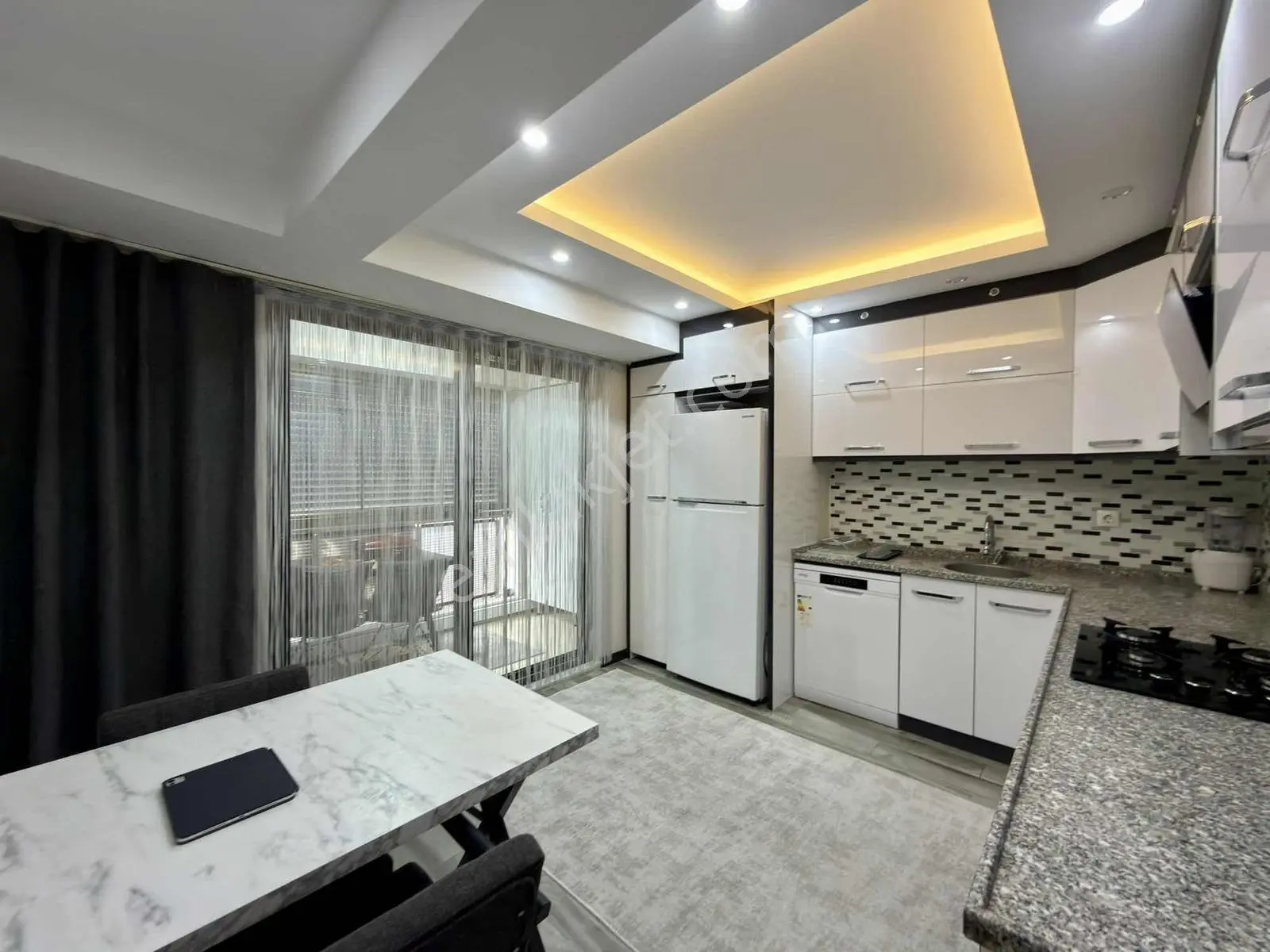 Max Prıme | Şemikler'de 3+1 / 130 M² Özel Dizayn Fırsat Daire — fotoğraf 10