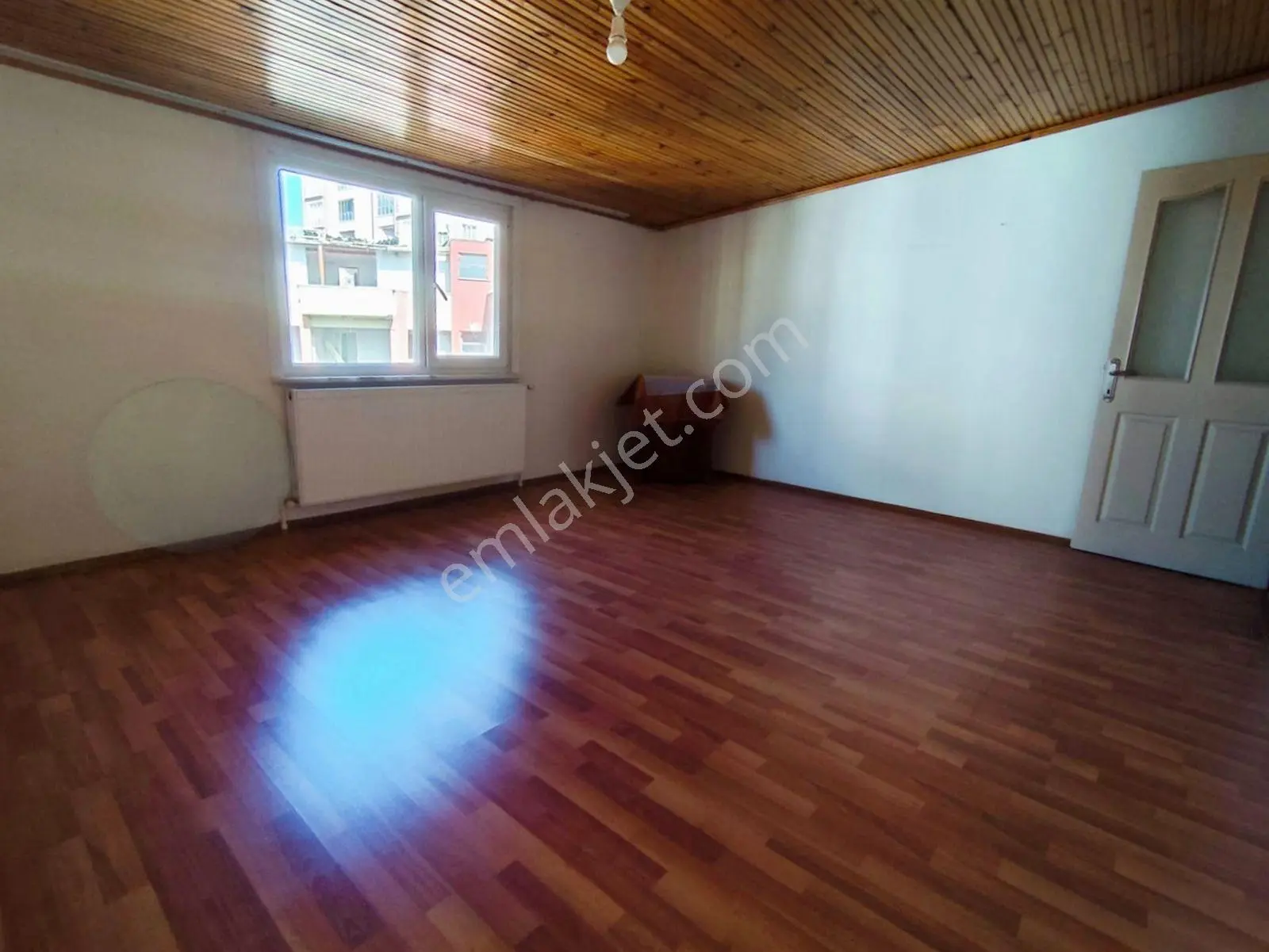 Mertcan'dan Çarşı Mah 33m2 Arsa Paylı Balkonlu 3+1 Çatı Katı Daire — fotoğraf 3