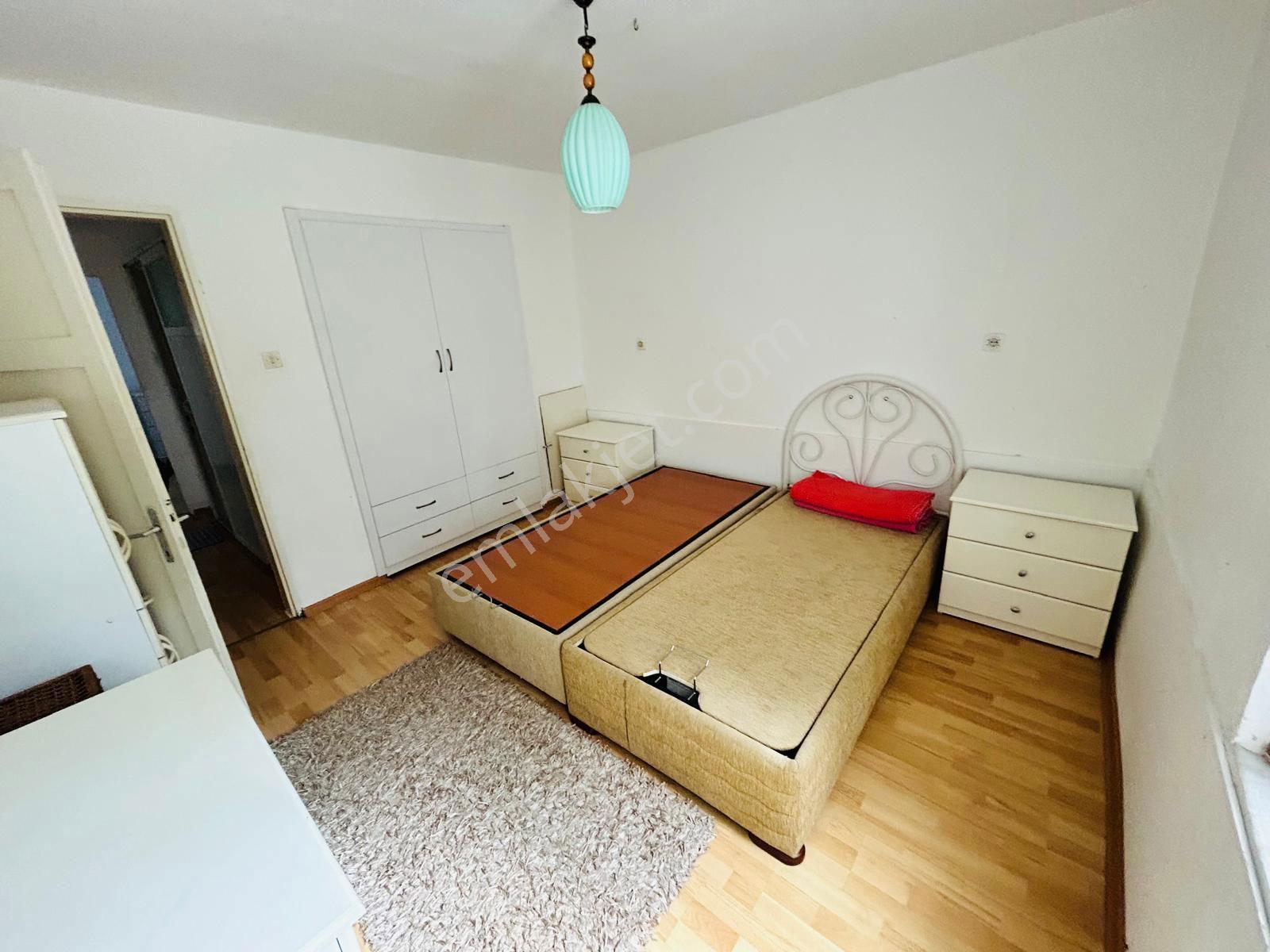 Kuşadası Davutlar Özlem Sitesi'nde 2+1 Bahçe Katı Eşyalı Temiz Daire — fotoğraf 11