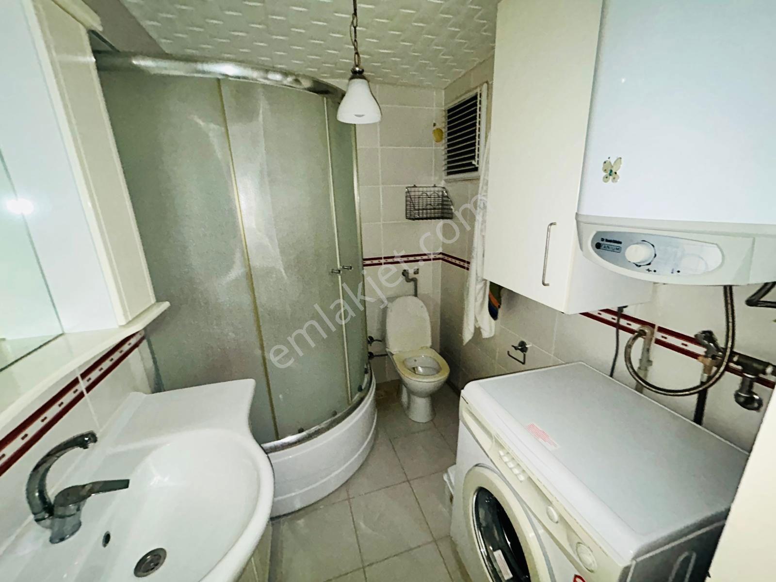 Kuşadası Davutlar Özlem Sitesi'nde 2+1 Bahçe Katı Eşyalı Temiz Daire — fotoğraf 15