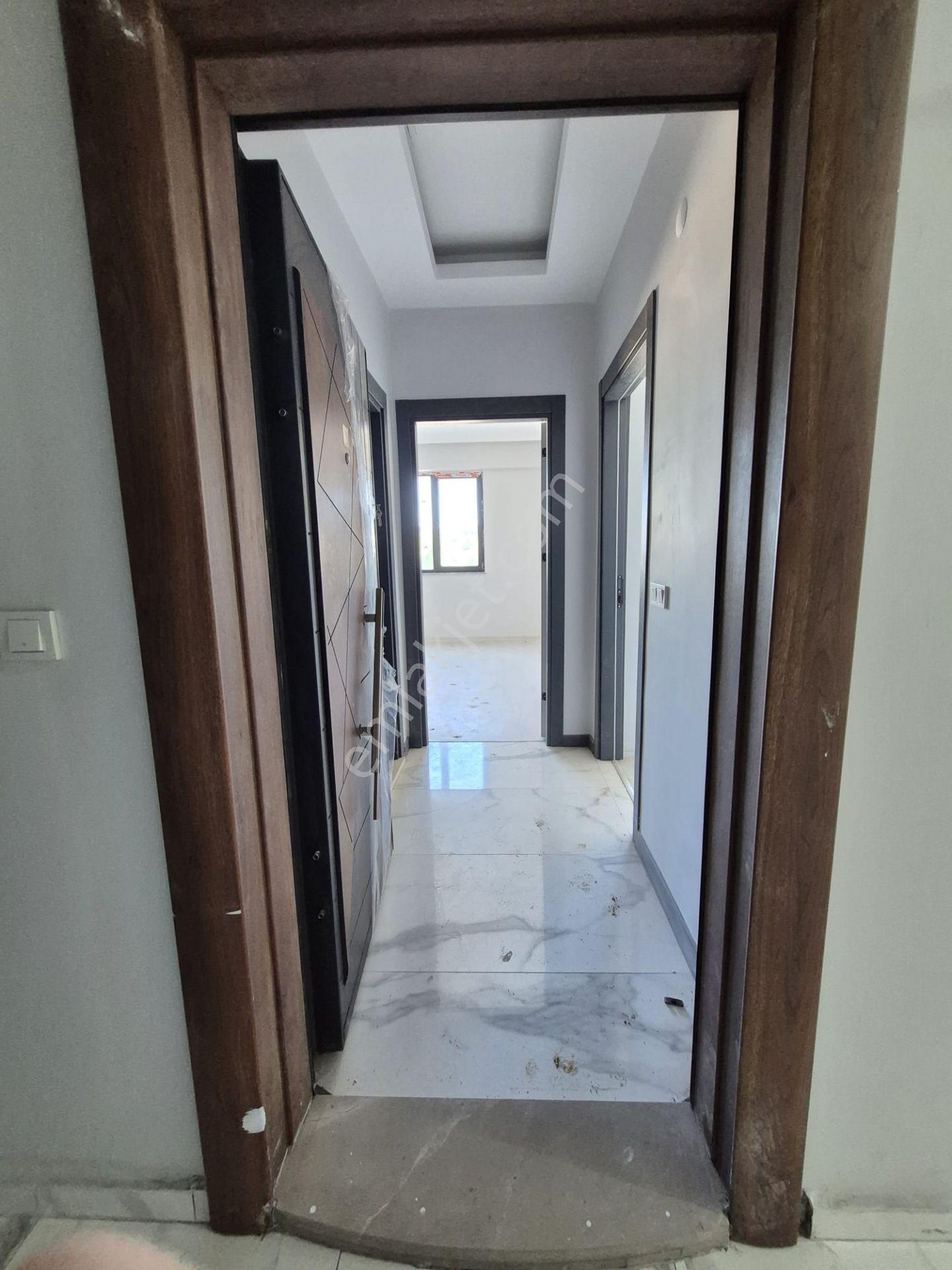Ay Emlaktan Yeni Mahallede Sifir 1+1 Satilik Daire — fotoğraf 6