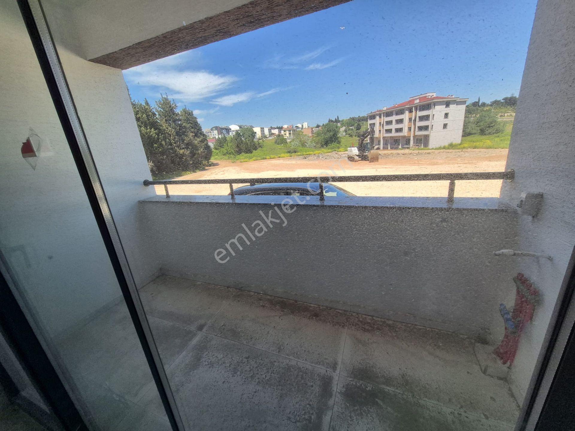 Ay Emlaktan Yeni Mahallede Sifir 1+1 Satilik Daire — fotoğraf 10