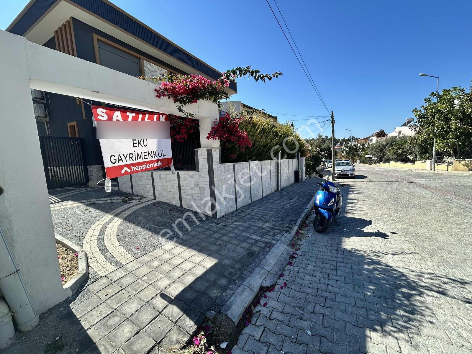 Kuşadası Kadınlar Denizinde Merkeze Yakın Satılık 5+1 Villa — fotoğraf 3