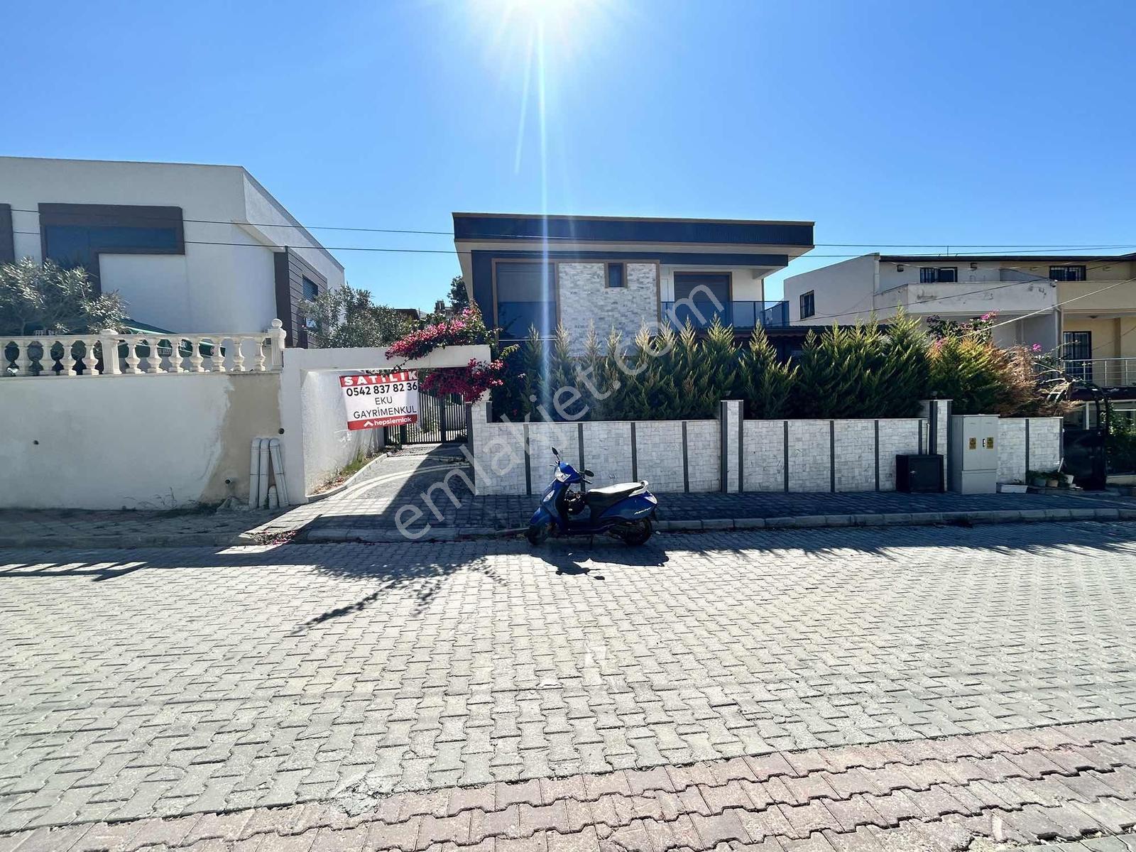 Kuşadası Kadınlar Denizinde Merkeze Yakın Satılık 5+1 Villa — fotoğraf 4