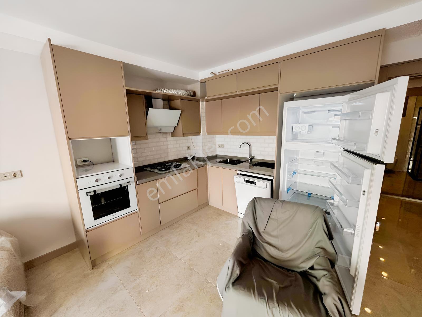 Kuşadası Kadınlar Denizinde Merkeze Yakın Satılık 5+1 Villa — fotoğraf 24