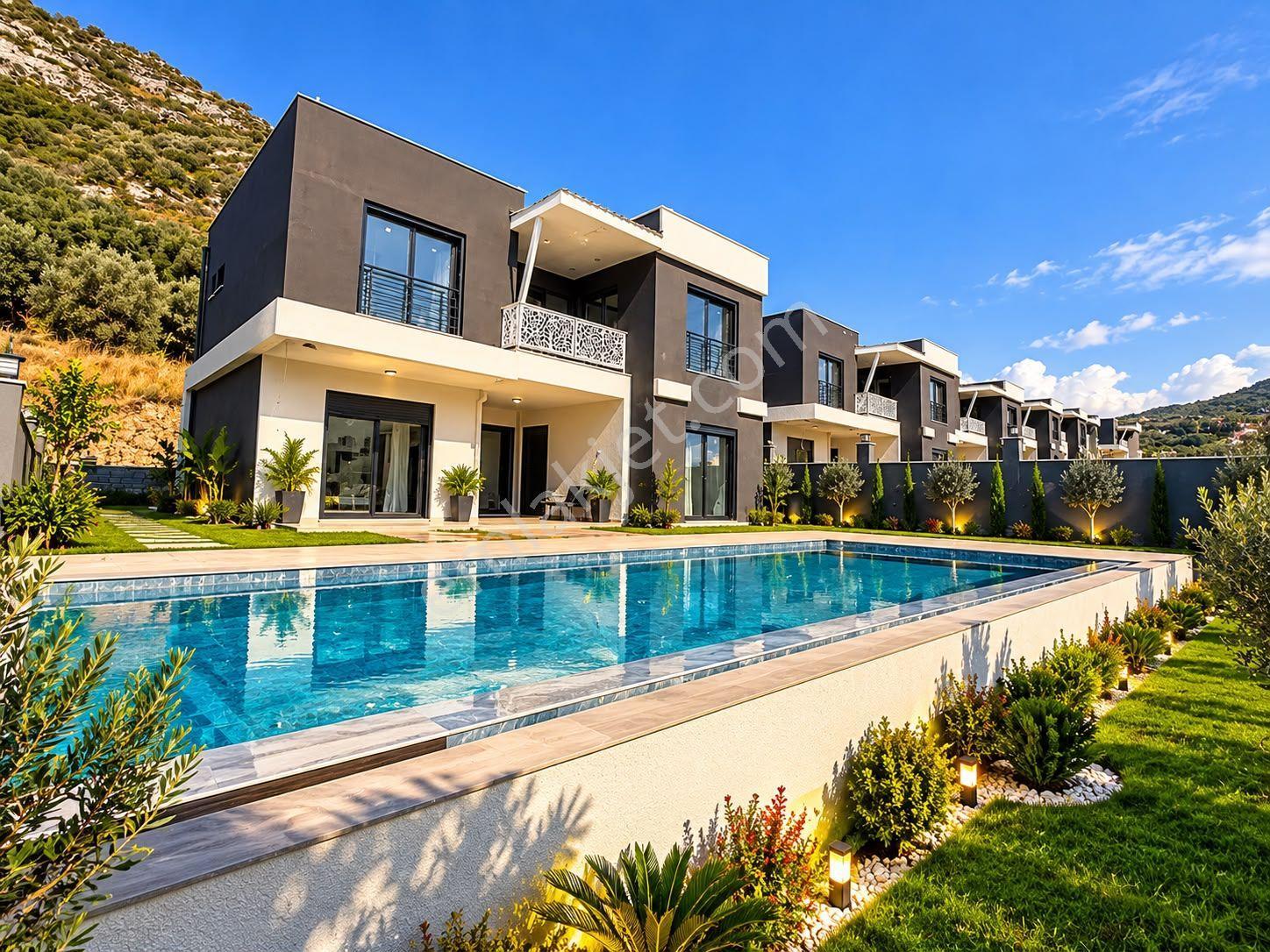Manzara-özel Havuz/otopark 500m2 Arsa Icerısınde Lüx Yapı-tamamı Müstakil Akıllı Villa (takas Açık) — fotoğraf 2