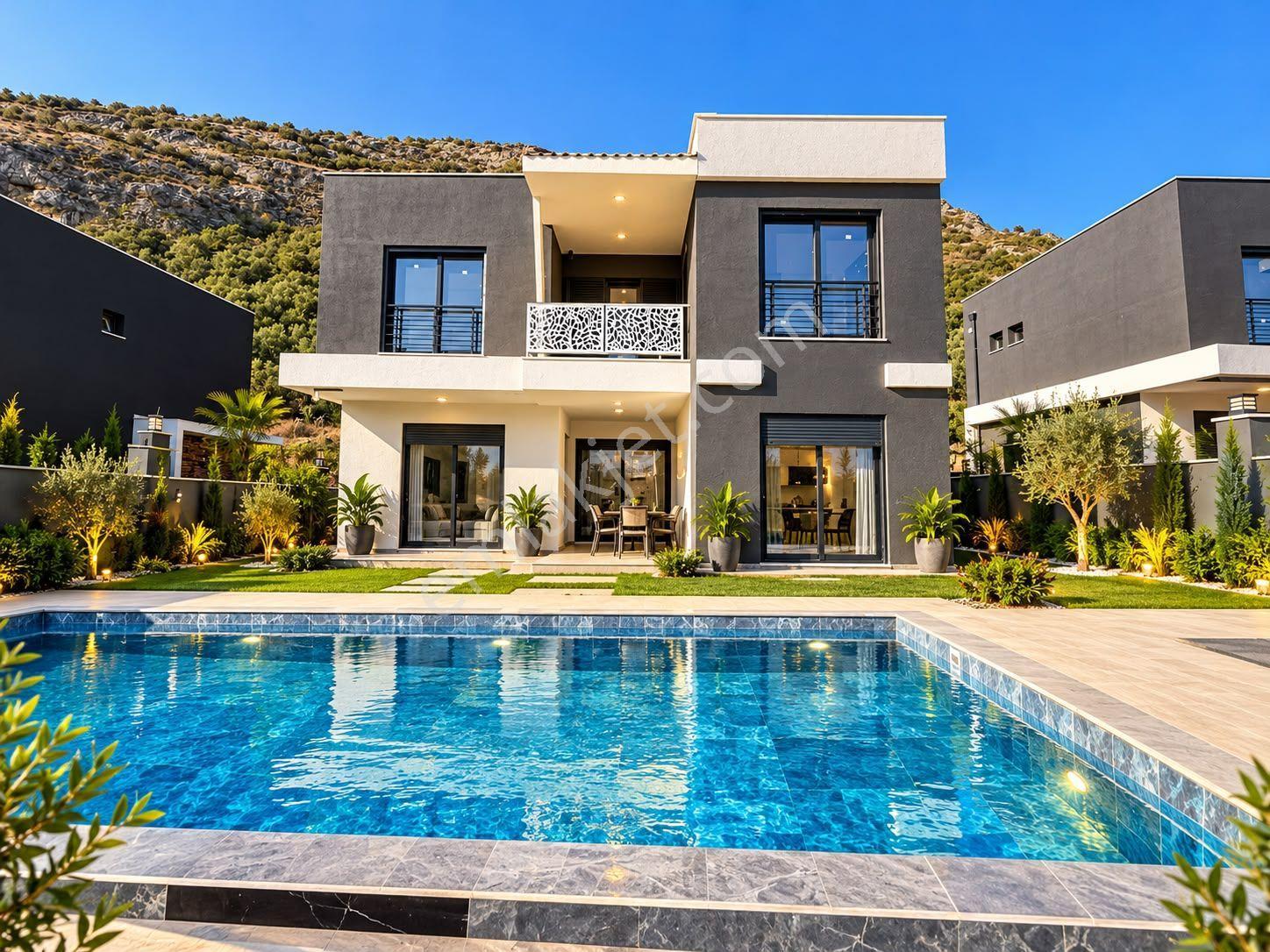 Manzara-özel Havuz/otopark 500m2 Arsa Icerısınde Lüx Yapı-tamamı Müstakil Akıllı Villa (takas Açık) — fotoğraf 3