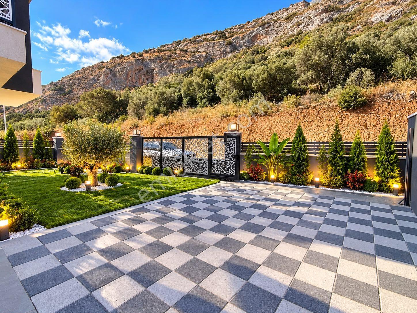 Manzara-özel Havuz/otopark 500m2 Arsa Icerısınde Lüx Yapı-tamamı Müstakil Akıllı Villa (takas Açık) — fotoğraf 6