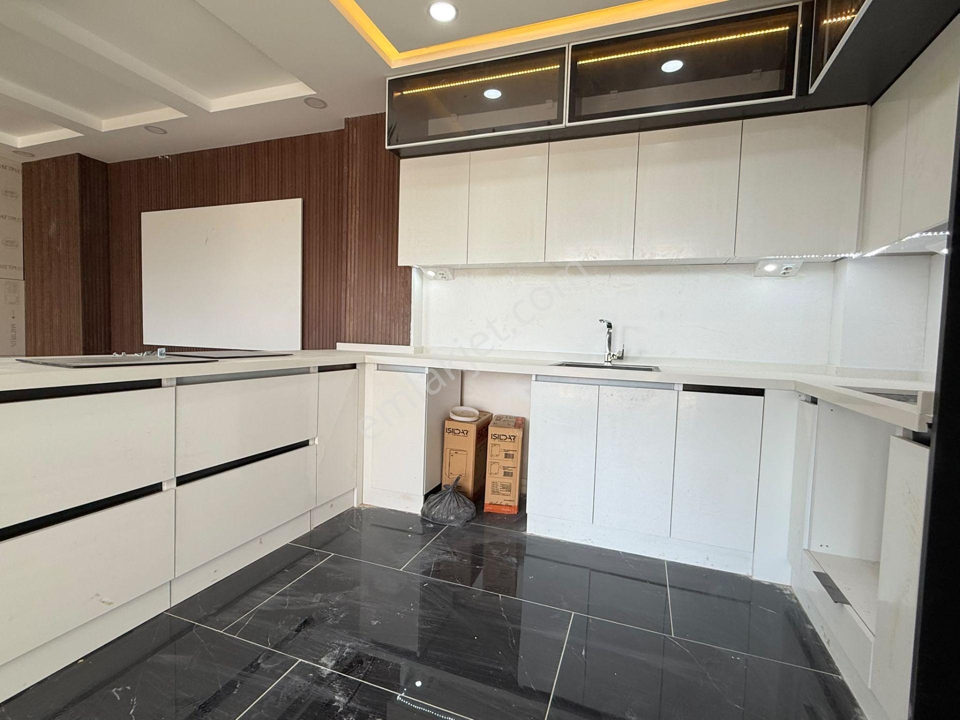 Manzara-özel Havuz/otopark 500m2 Arsa Icerısınde Lüx Yapı-tamamı Müstakil Akıllı Villa (takas Açık) — fotoğraf 18