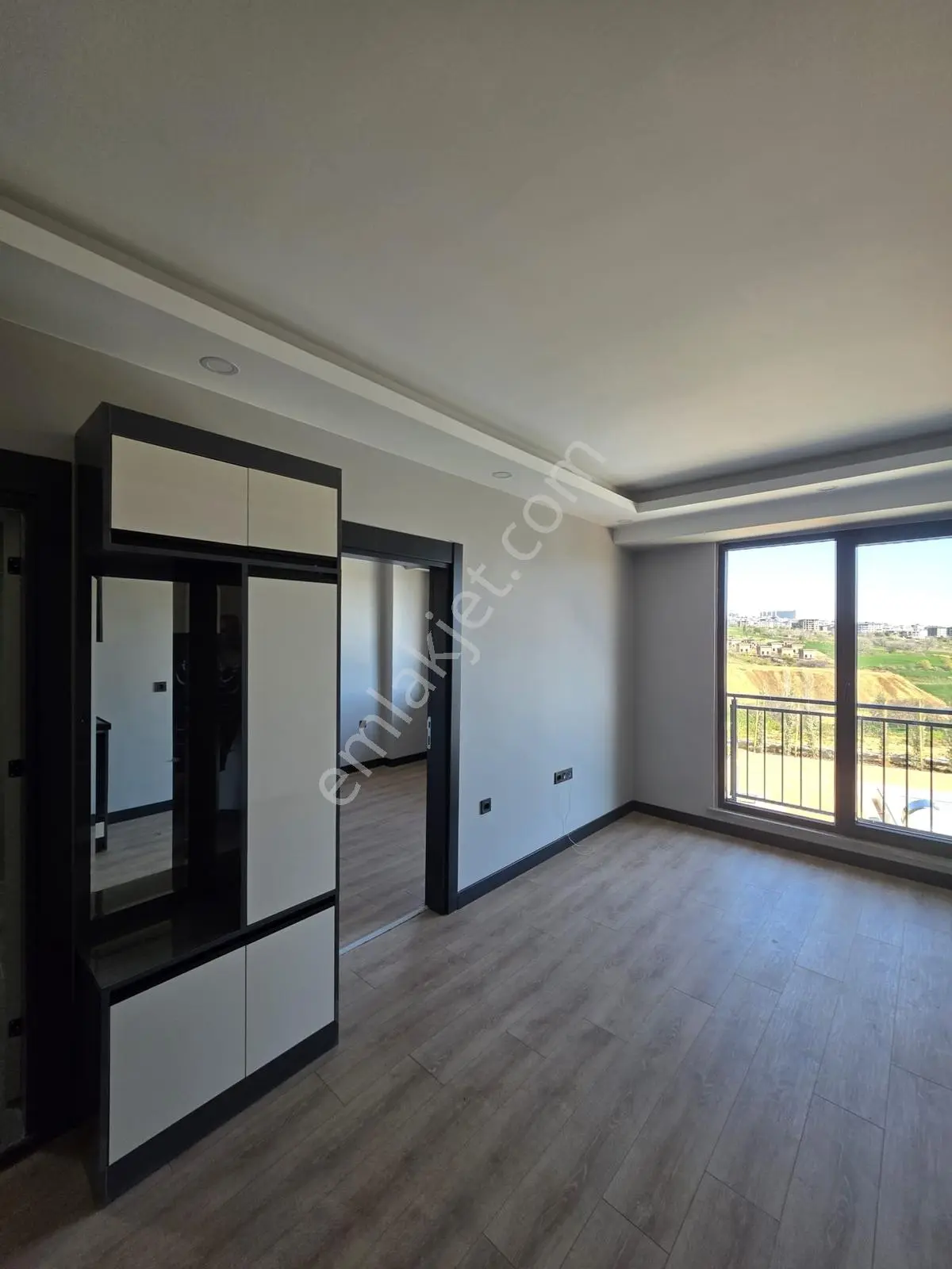Tekirdağ Merkez'de Hastaneye Yakın Havuzlu Site İçinde 1+1 — fotoğraf 11