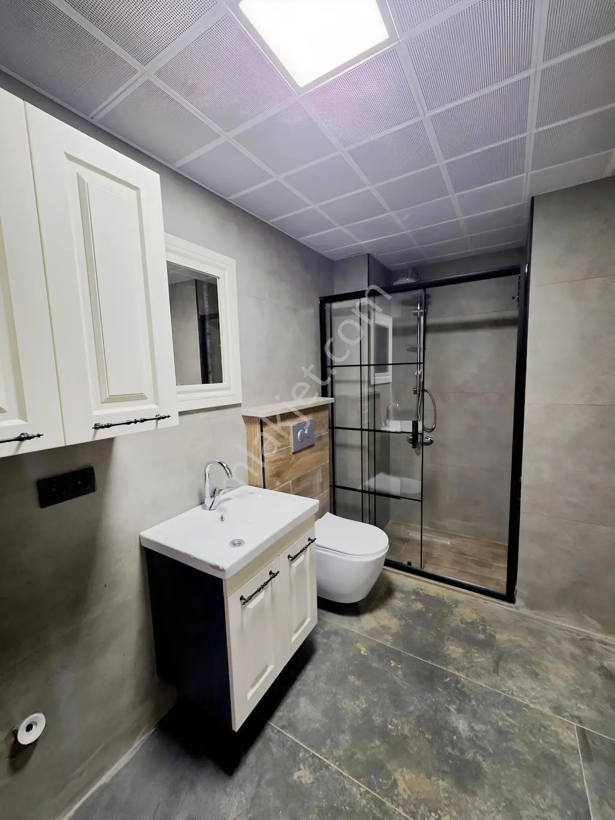 Tekirdağ Merkez'de Hastaneye Yakın Havuzlu Site İçinde 1+1 — fotoğraf 31