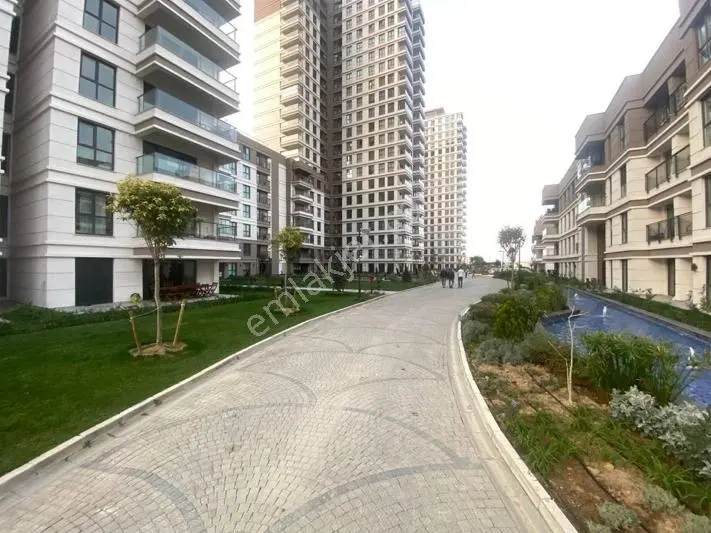 Bahçeşehir Referans Arakat Büyük Tip 2+1 Daire — fotoğraf 3