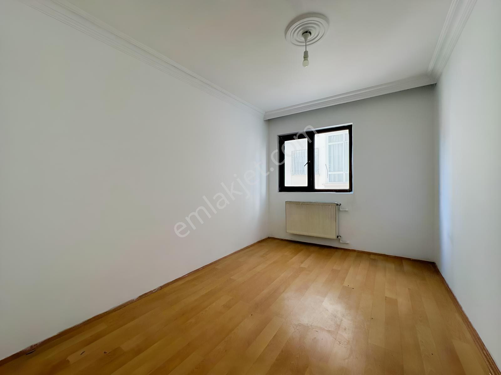 Ulukaya*neşet Ertaş Cad.yanı Katta Ön Cephe Masrafsız 3+1 Daire — fotoğraf 28