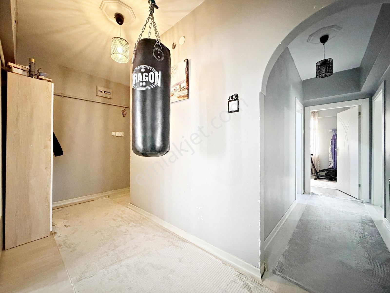 Han Gayrimenkulden Emin Evim Sistemlerne Uygun 3+1 Satılık Daire — fotoğraf 9