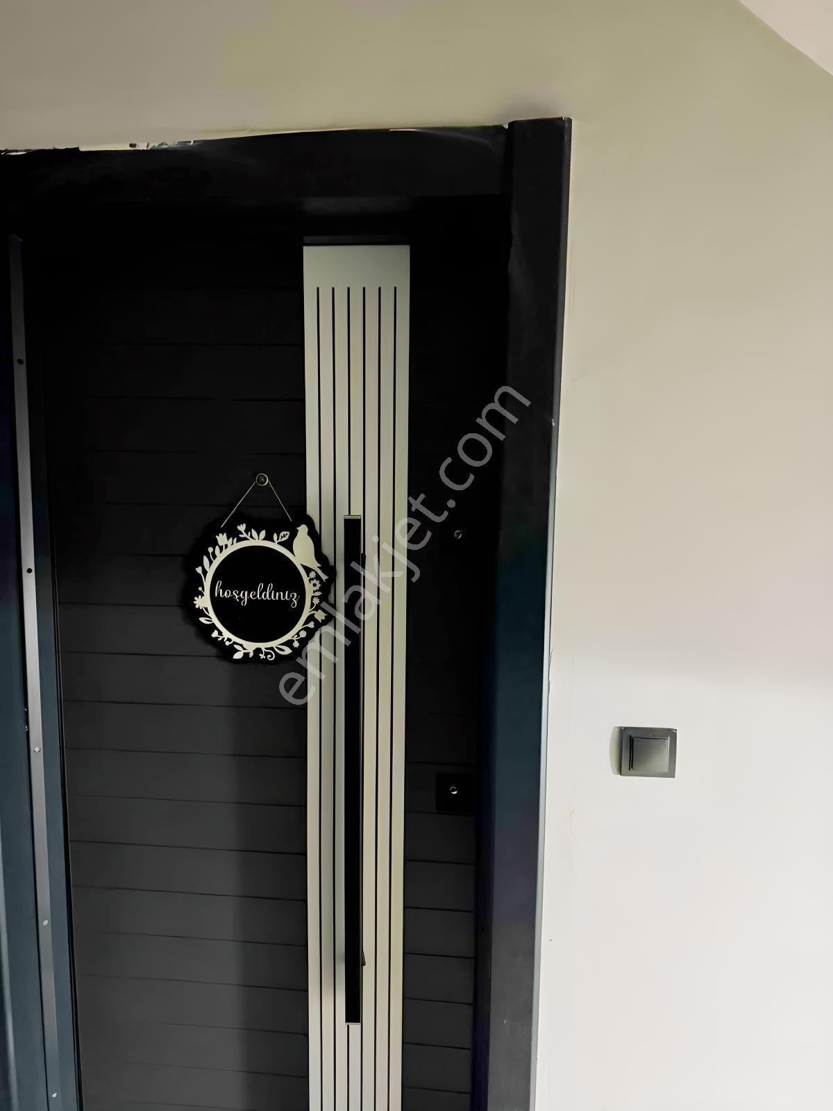 Ege Mah.cadde Üstünde Satılık 1+1 Ara Kat Daire — fotoğraf 13