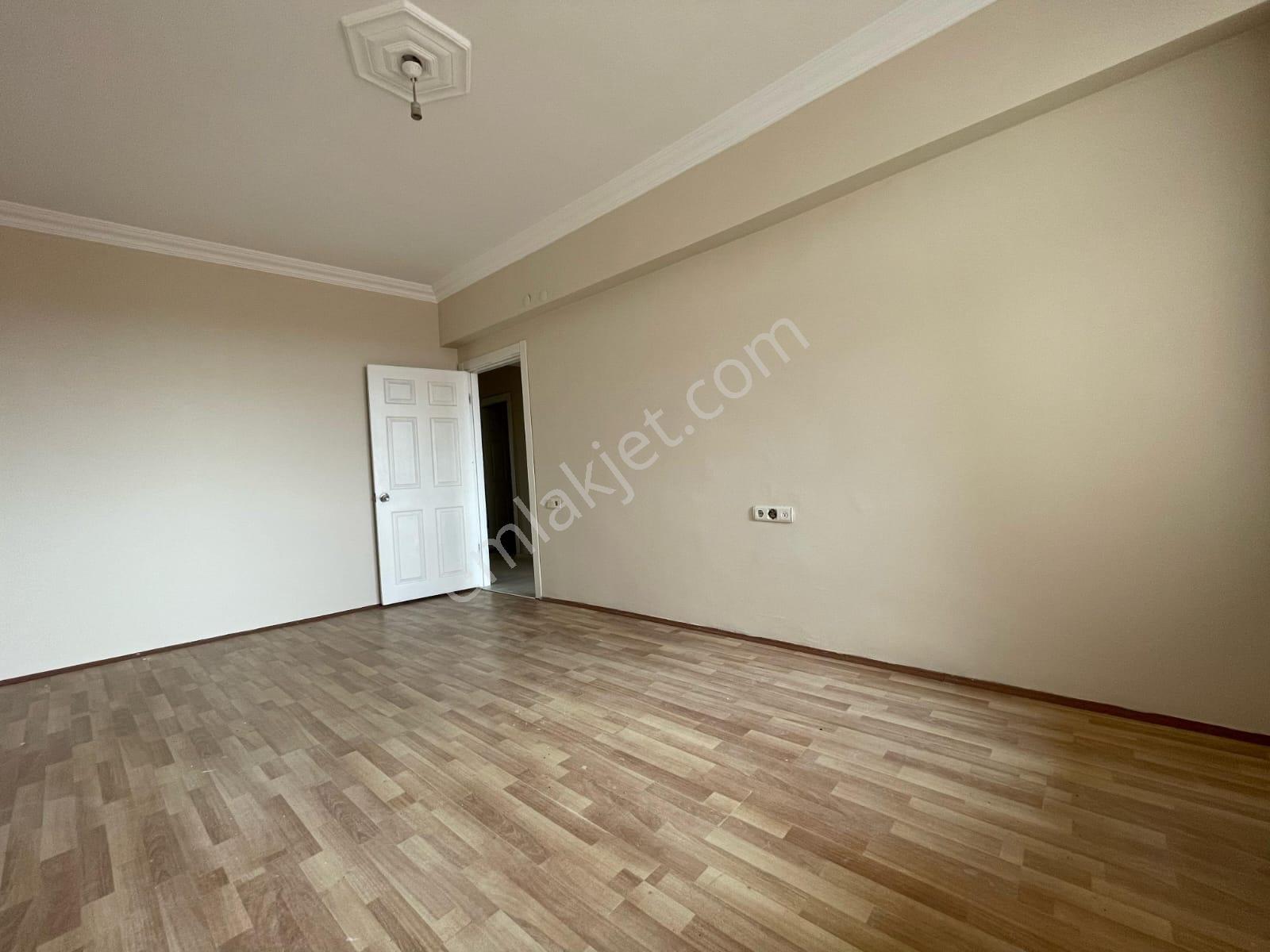 Üniversite Caddesi Üzeri Manzaralı Satılık 3+1 Daire — fotoğraf 16