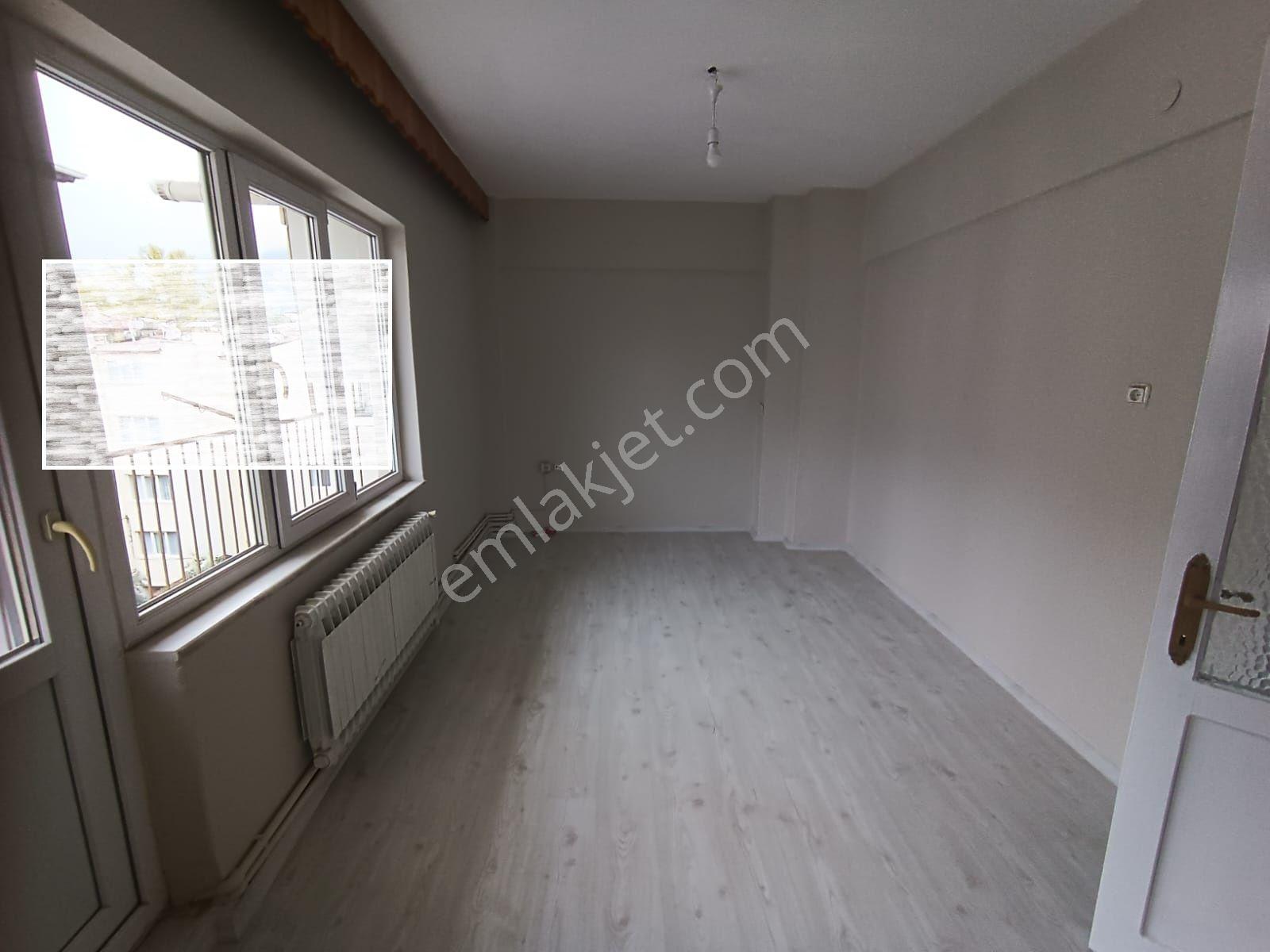 Ender Uysal Gayrimenkulden Sitelerde İçi Tadilatlı 3+1 Asansörlü Satılık Daire.. — fotoğraf 12
