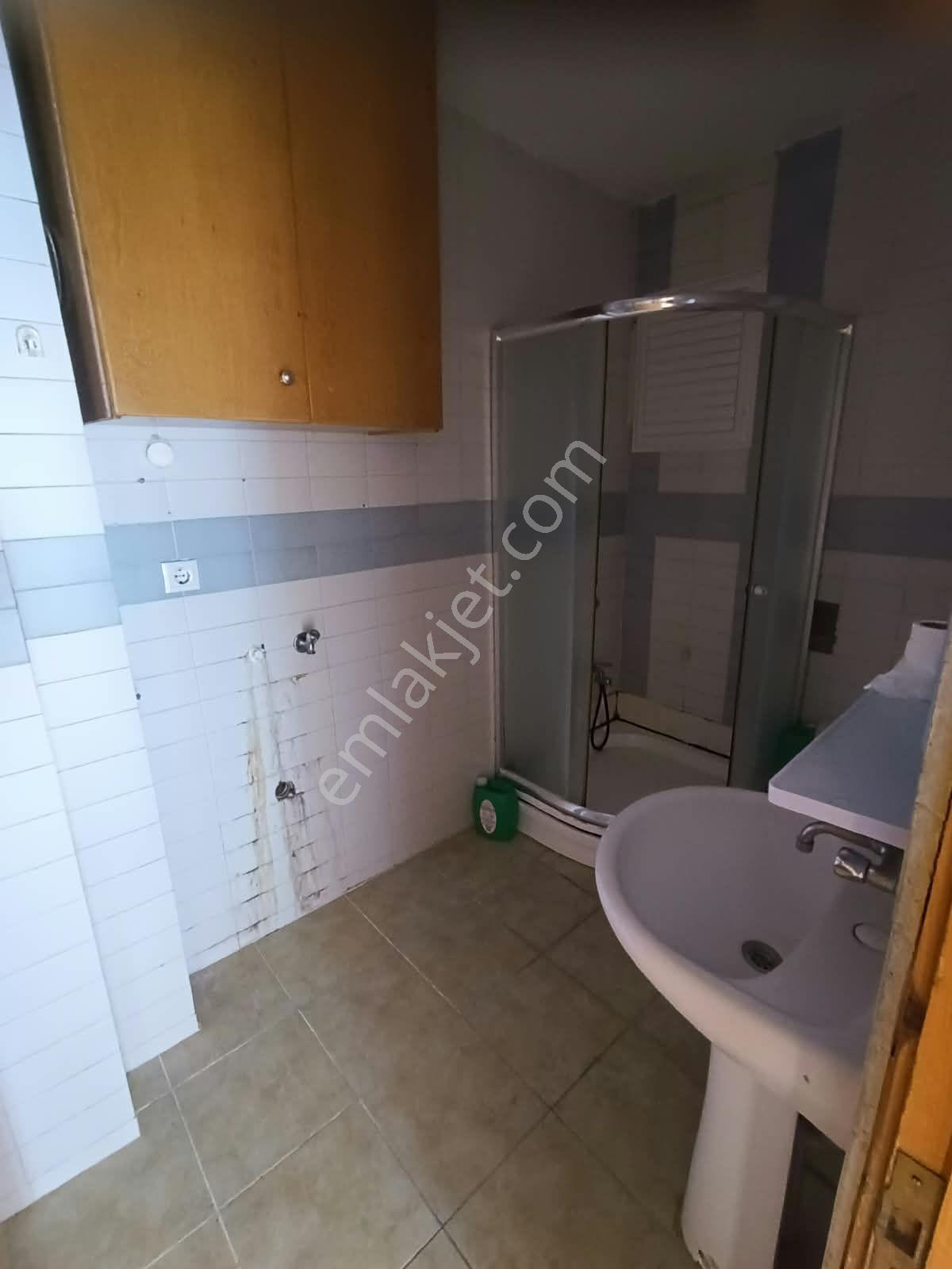 Ender Uysal Gayrimenkulden Sitelerde İçi Tadilatlı 3+1 Asansörlü Satılık Daire.. — fotoğraf 14
