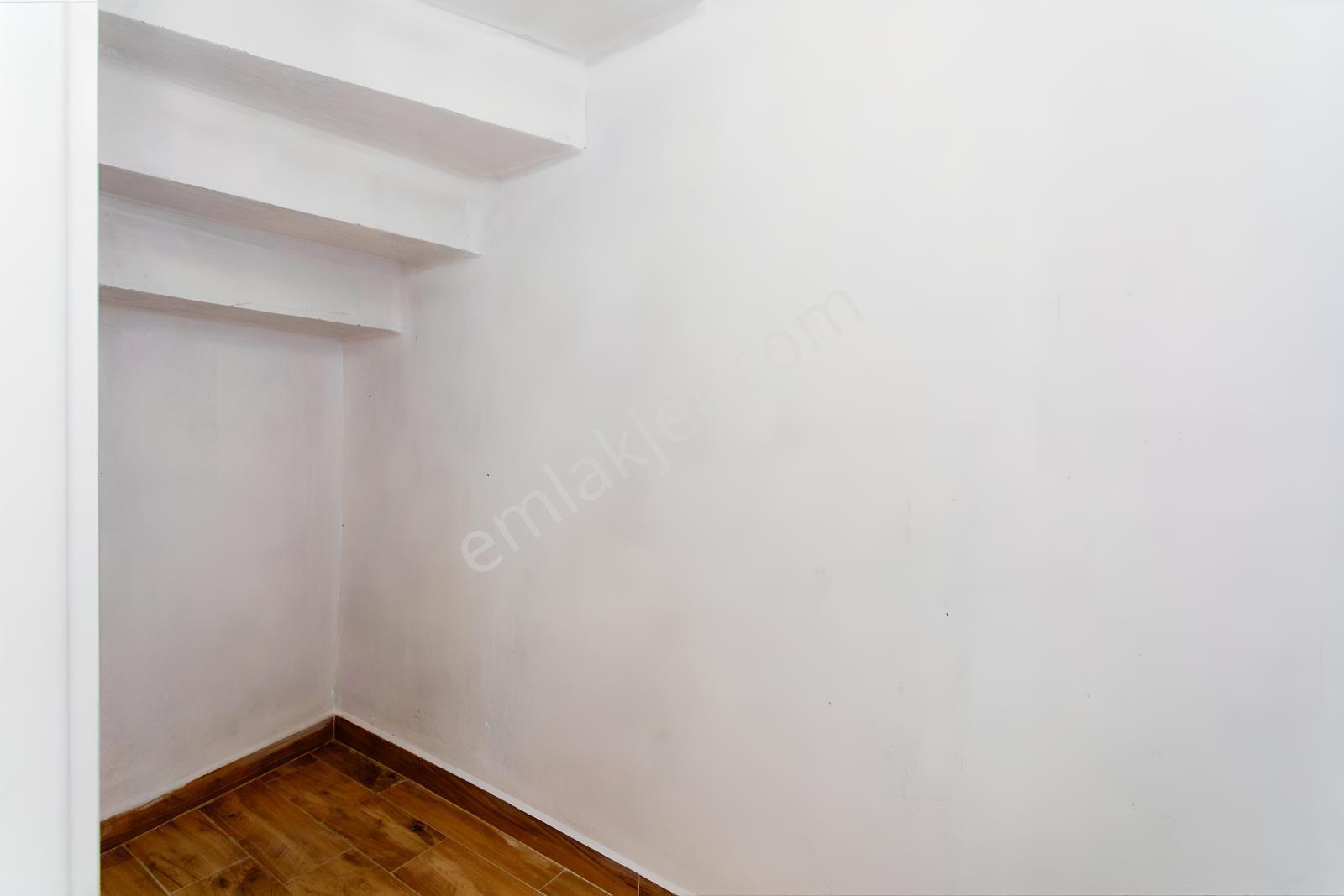 Foça Hacıveli Mah. Havuzlu Site İçerisinde Satılık 3+1 Villa — fotoğraf 15