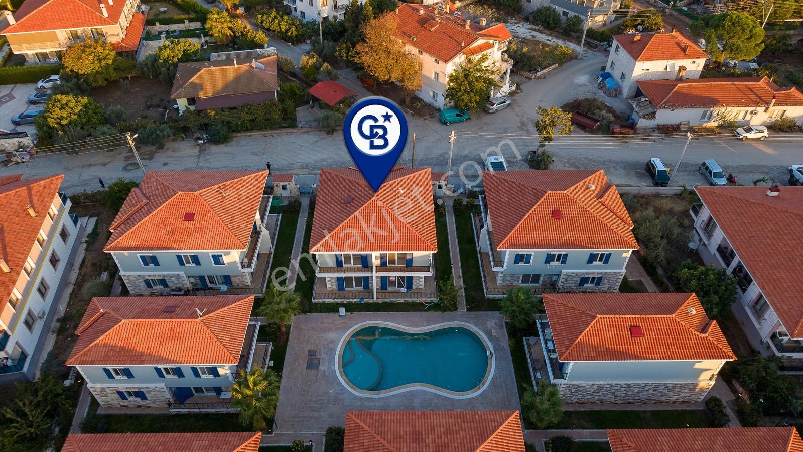 Foça Hacıveli Mah. Havuzlu Site İçerisinde Satılık 3+1 Villa — fotoğraf 29