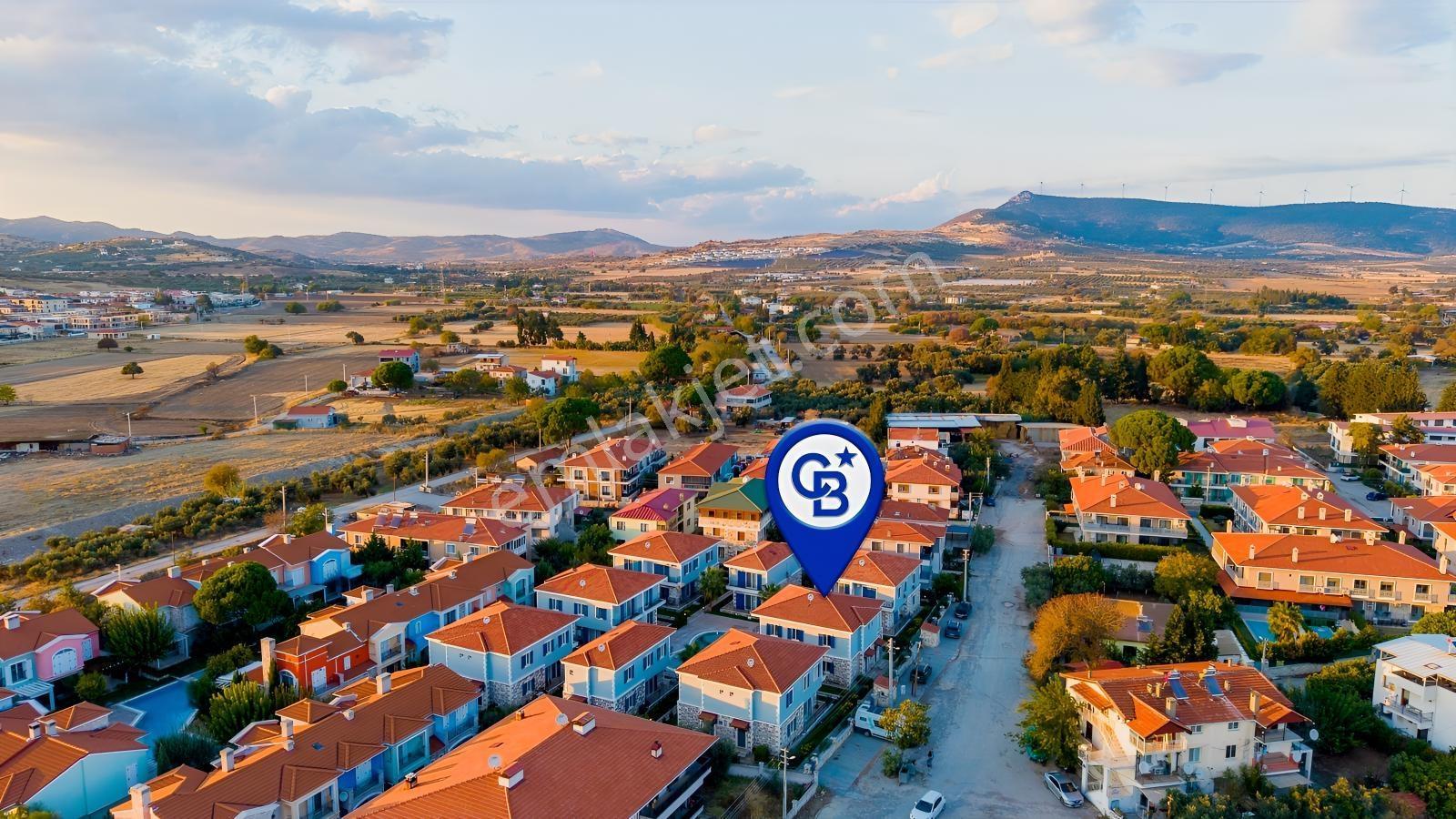 Foça Hacıveli Mah. Havuzlu Site İçerisinde Satılık 3+1 Villa — fotoğraf 35