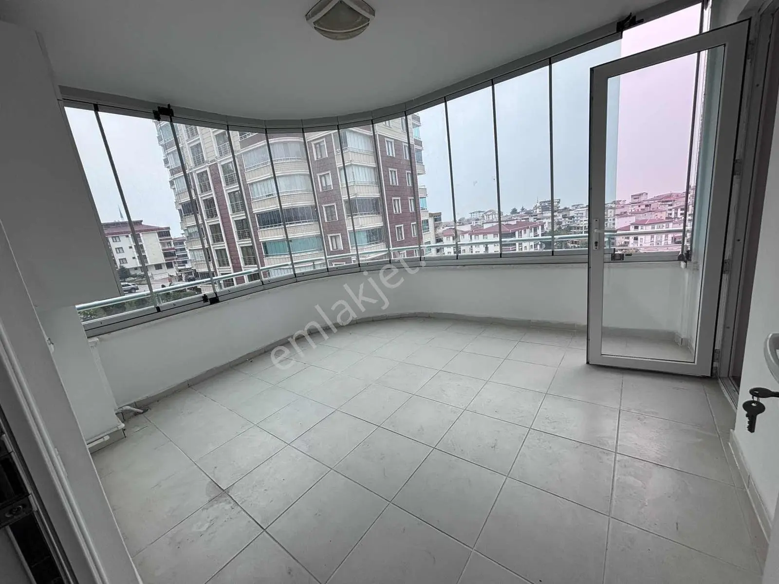 Samsun Kalkancı Mahallesinde Satılık 3+1 Geniş Daire — fotoğraf 15