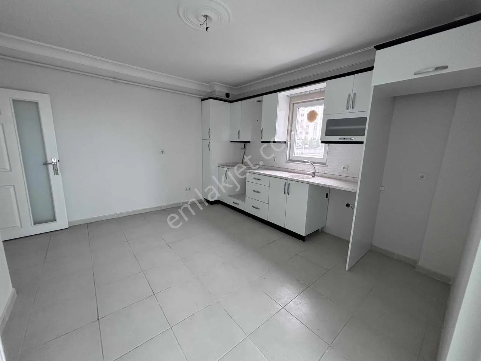 Samsun Kalkancı Mahallesinde Satılık 3+1 Geniş Daire — fotoğraf 16