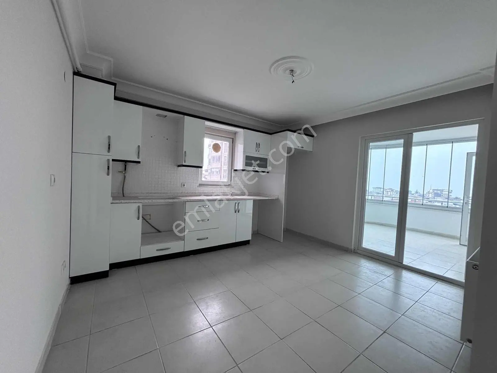 Samsun Kalkancı Mahallesinde Satılık 3+1 Geniş Daire — fotoğraf 17