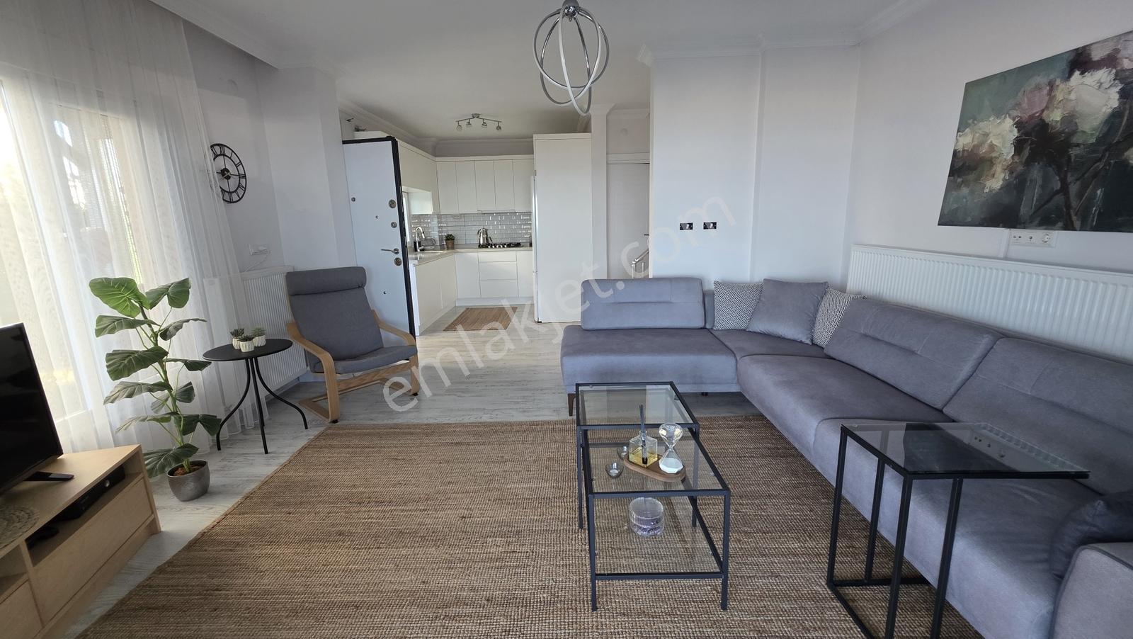 Denize Sıfır 5 Odalı Satılık Bahceli Villa — fotoğraf 4