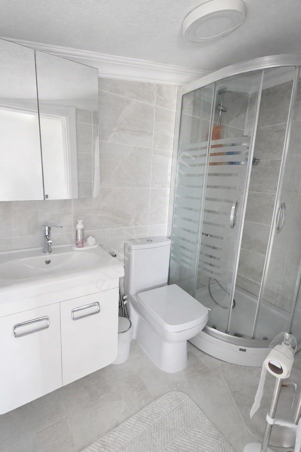 Denize Sıfır 5 Odalı Satılık Bahceli Villa — fotoğraf 18