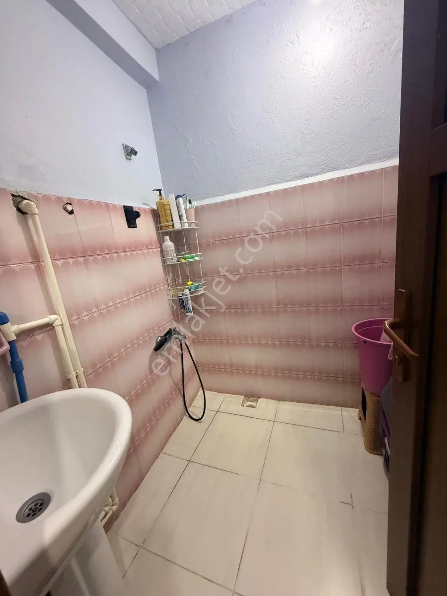 Aslı Emlak'tan Gazi Mah Toprak Tapulu 2+1 Kat 1 — fotoğraf 25